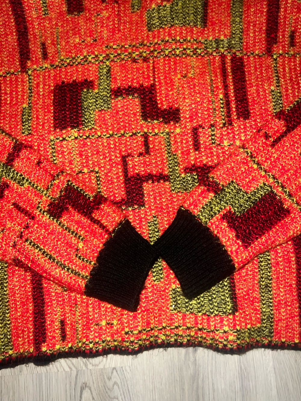 Collusion Geometric Sweater Size M - Picture 15 of 17